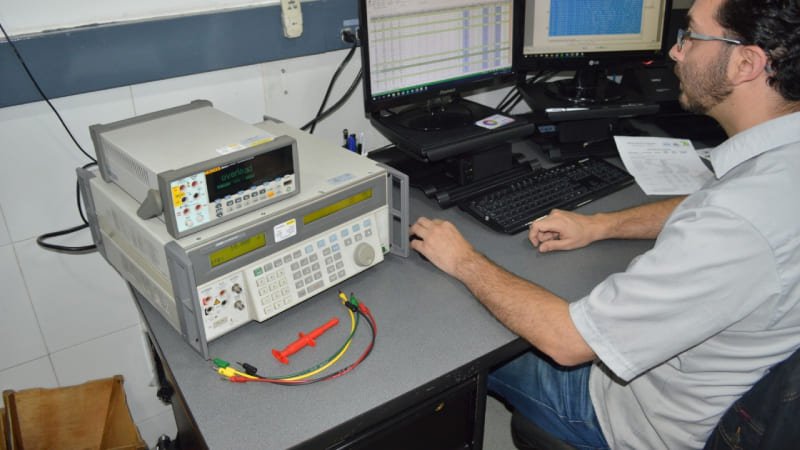 Servicio Técnico y Calibración en Colombia para equipos FLUKE